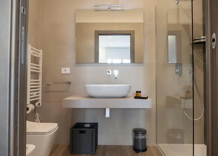 Sea To Bed & Breakfast